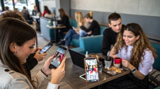 Как блогеры используют оживлённые фото в соцсетях